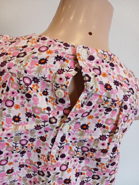 Dievčenské vzorované menčestrové šaty s kvietkami, h&m,98