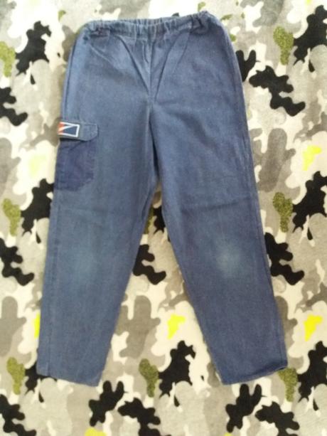 Nohavice na gumičku, 122