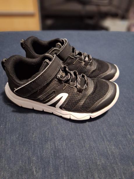 Tenisky decathlon cierne, decathlon,30