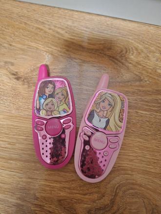 Barbie telefóny,