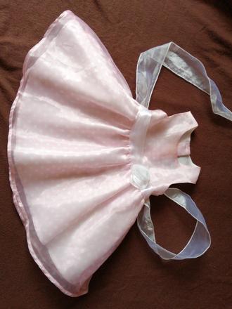 Prilezitostne saty, 92