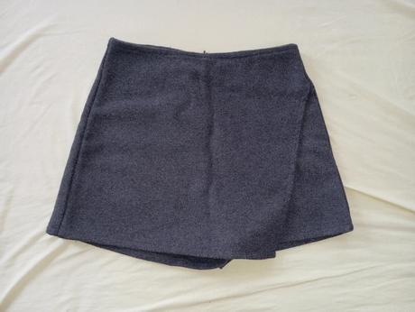 Zateplená kratasova sukňa, sinsay,s