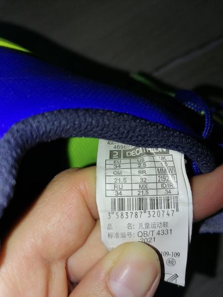 Predám kopačky na umelú trávu, 34