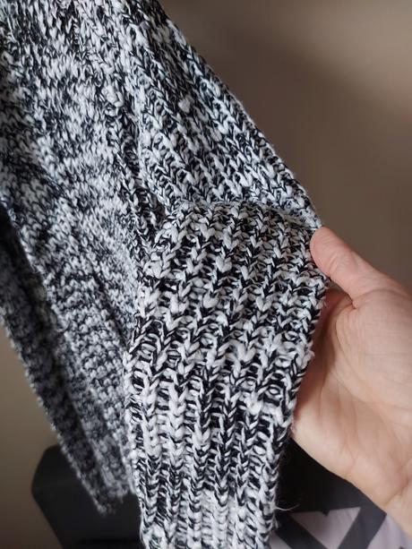 Teplý pletený štrikovaný strakatý sveter kardigan, amisu,xs