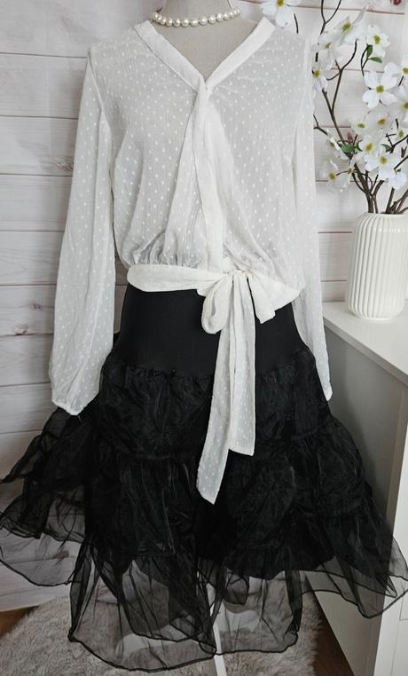 Krásna bohatá tylová sukňa, 