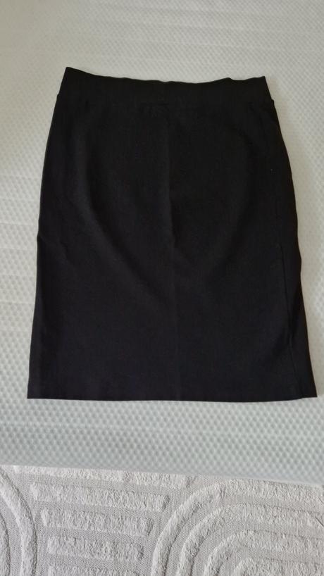 Elastická čierna sukňa xl, reserved,xl