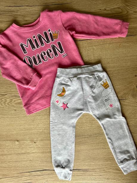 Tepláková súprava, 98