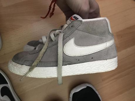 Nike šedé č.27 , nike,27