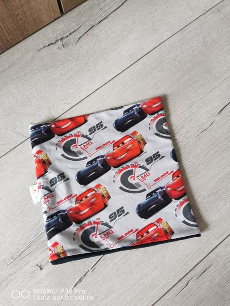 Chlapčenský nákrčník, 