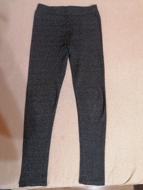 Teplé džegínsy, 146