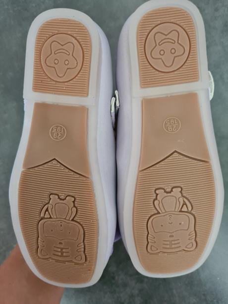 Balerínky s krásnou mašľou, 27