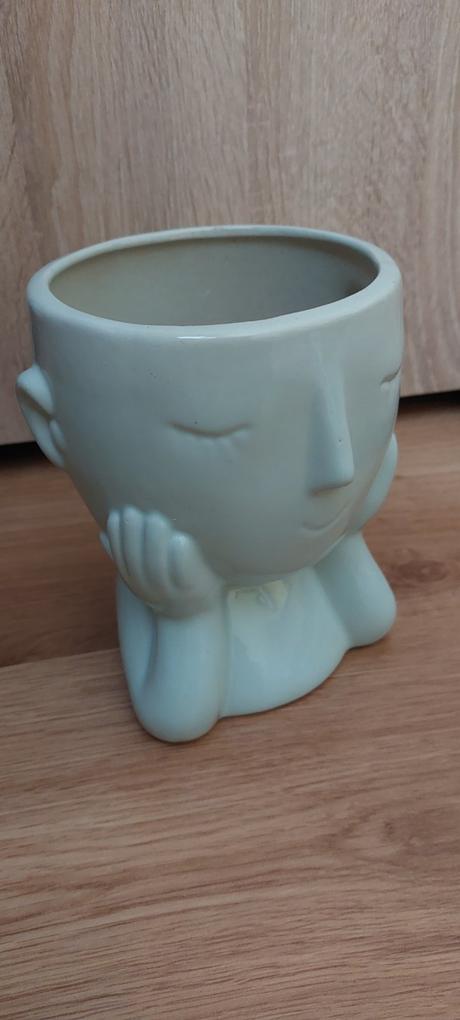 Keramický kvetináč hlava, 