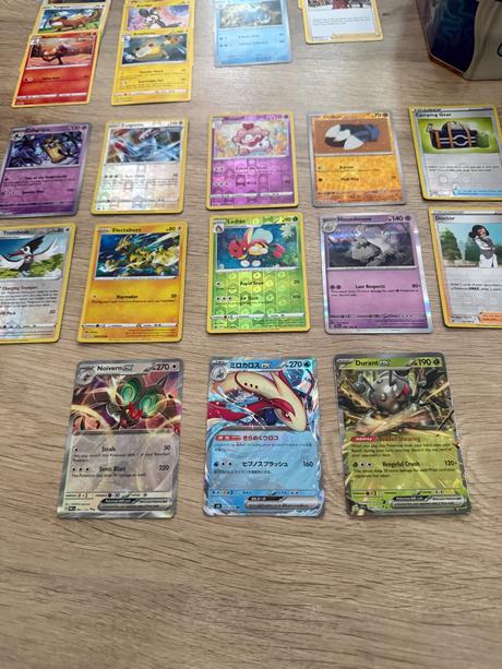 Balík originál pokémom kariet 3x ex, 10x lesklé,, 
