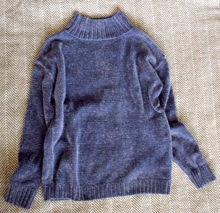 Príjemný svetrík xs, xs