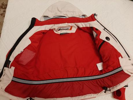 Bunda lyžiarkska, 140