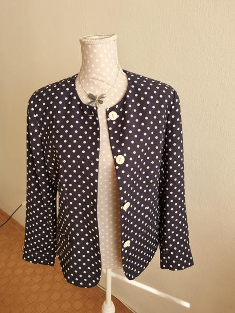 Modro-biele bodkované sako veľ. 40, 40
