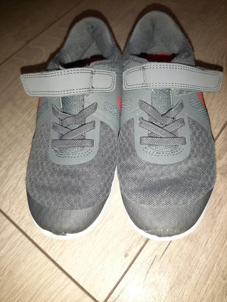 Balík oteplovacky, tenisky, tričko, 122–134