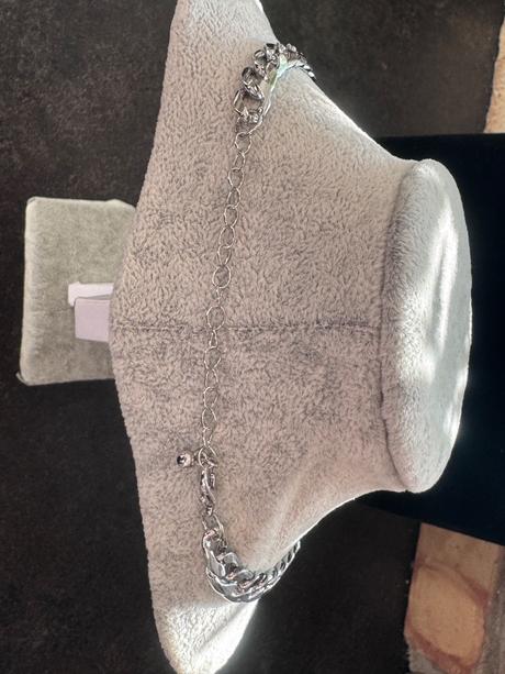 Náhrdelník so srdiečkom,