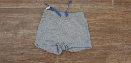 Šortky č.68, h&m,68