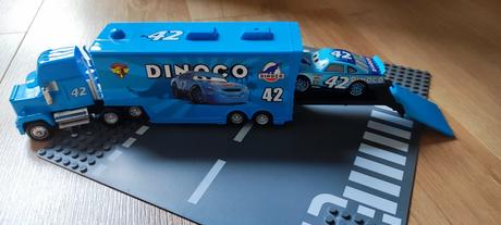 Kamión ,,42,, cars autá mcqueen, 
