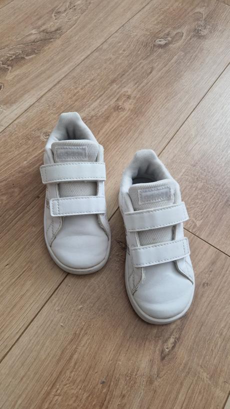 Chlapčenské botasky zn. adidas veľ. 25., adidas,25