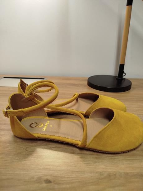 Shapen barefoot sandálky poppy sun yellow, 38