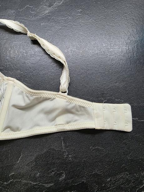 Podprsenka wonderbra, 75d