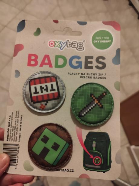 Badges ("nálepky") na oxybag šk. tašku, 