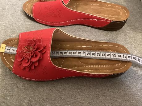 Šľapky s kvetinkou, 43