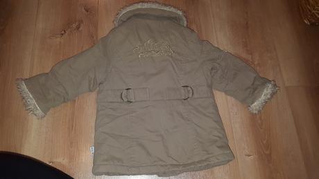 Bledohneda bundička, 86