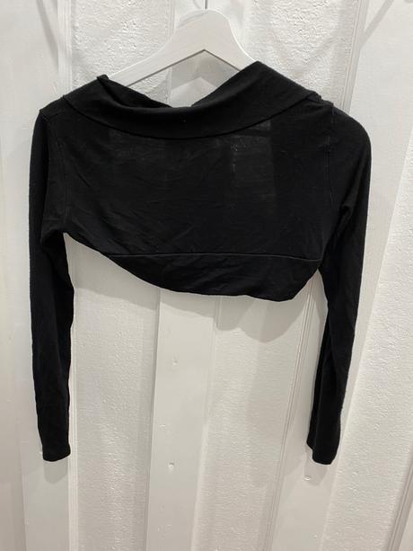 Čierne bolero, xs
