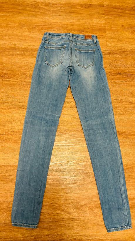 Úzke rifle, tally weijl,32