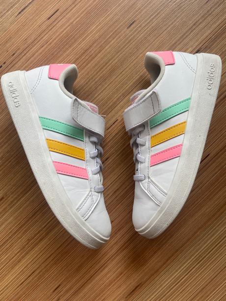 Značkové detske botasky, adidas,33
