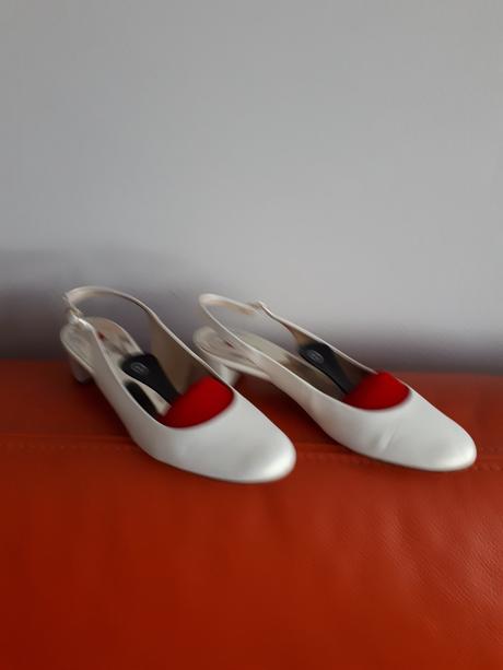 Biele sandále högl, 40