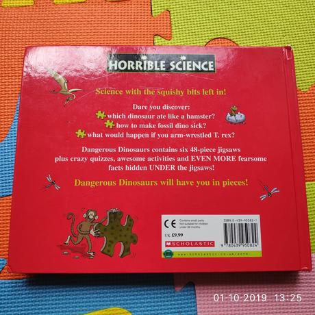 Dangers dinosaurs jigsaw book a,