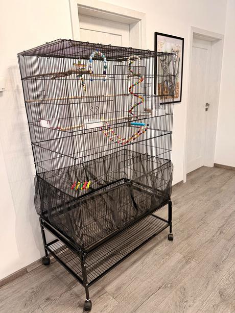 Veľká klietka pre vtáky pawhut s príslušenstvom,