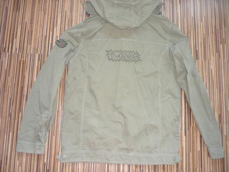 Vojensko-zelena jarna bunda, 164