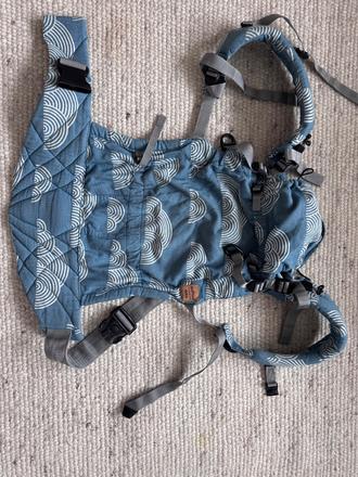 Sestrice nosic carrier one, sestrice