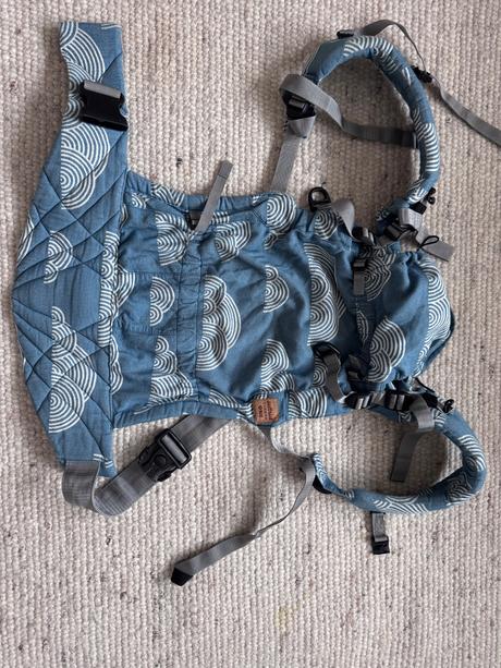 Sestrice nosic carrier one, sestrice