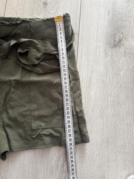 Damske kraťasy, pepco,34