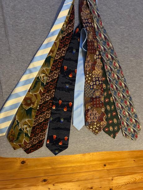 Kravaty 8 kusov,
