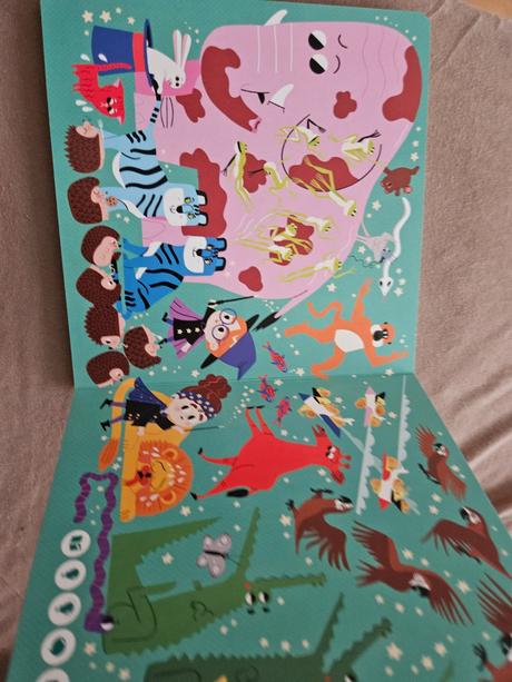 Kuzelne čítanie albi knizka, 