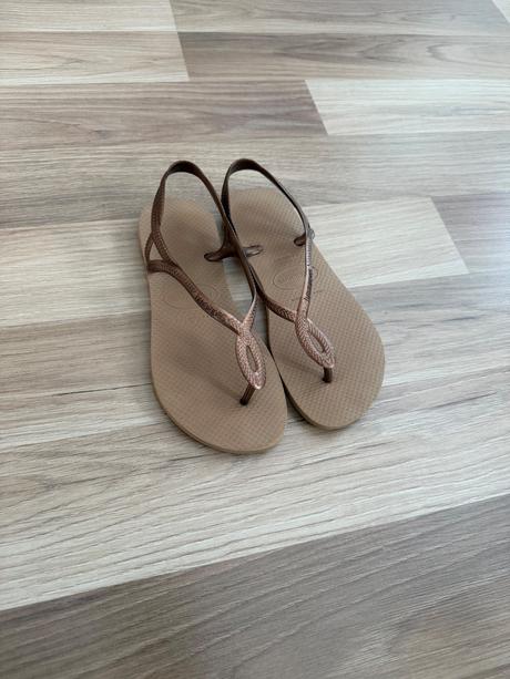 Bf hranicna alternativa - havaianas, 35