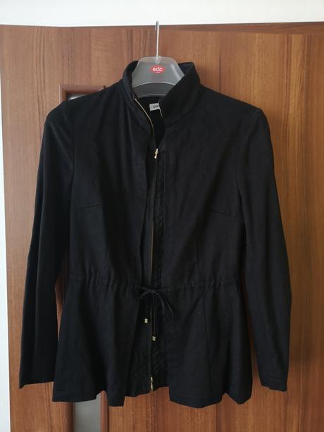 Tenký prechodný kabátik comma, 38