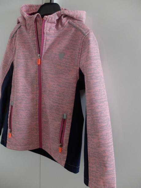 Sofshelova bunda 128, c&a,128