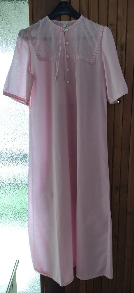 Nočná košeľa, 45