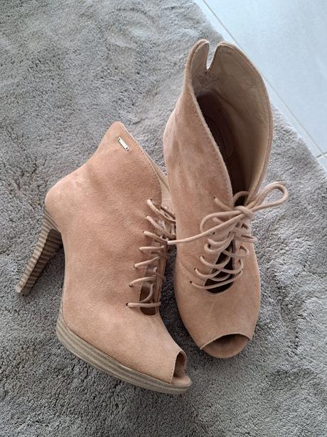 Šnurovacie členkové topánočky, lasocki,36