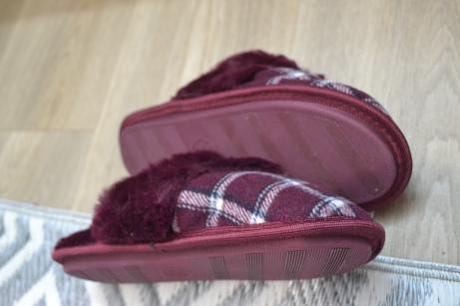 Celokožušinkové vyteplené papučky, 37