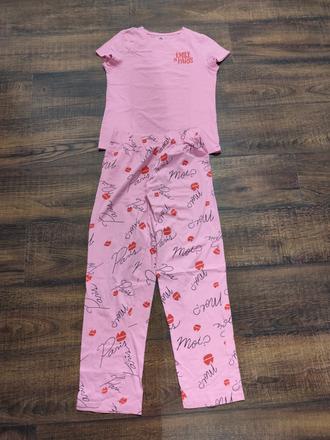 Pyžamo emily in paris, xs