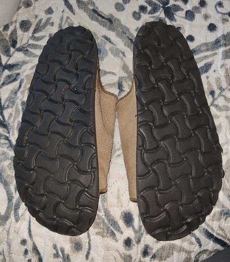 Kožene papuče, 37